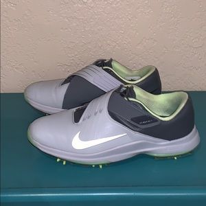 Nike Shoes - Nike Tiger Woods golf shoes Nike Shoes - Nike Tiger Woods golf shoes